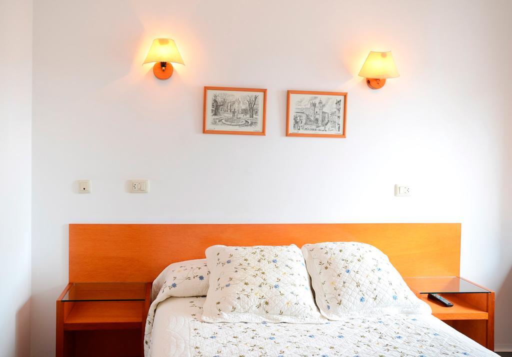 Hostal La Viuda Pobra De Trives 客房 照片